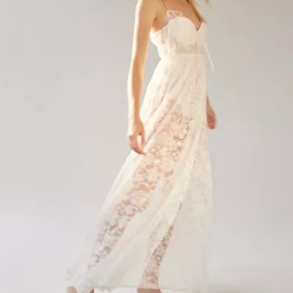 NWT FOR LOVE & LEMONS Lorena Sheer White Lace Maxi Dress - Size Small - Picture 2 of 2